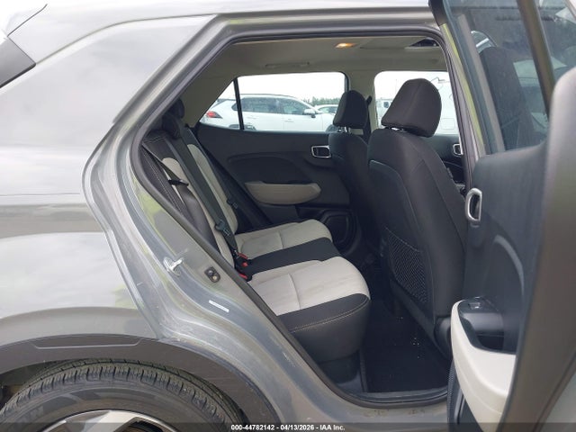 Продажа на аукционе авто 2021 Hyundai Venue Sel, vin: KMHRC8A31MU118977, номер лота: 44782142
