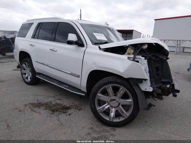 2017 Cadillac Escalade Luxury მანქანა იყიდება აუქციონზე, vin: 1GYS4BKJ4HR139113, აუქციონის ნომერი: 44782150