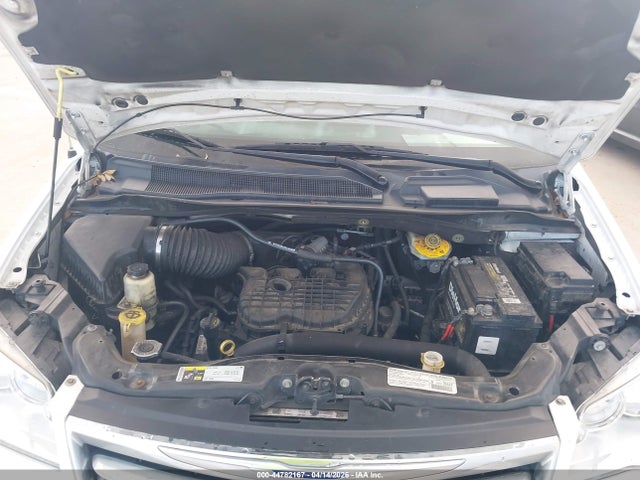 2014 Chrysler Town & Country Touring მანქანა იყიდება აუქციონზე, vin: 2C4RC1BG9ER157022, აუქციონის ნომერი: 44782167