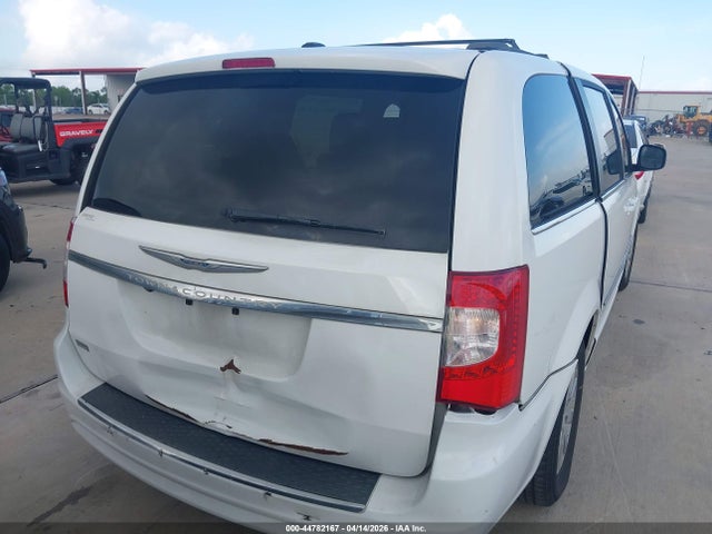 2014 Chrysler Town & Country Touring მანქანა იყიდება აუქციონზე, vin: 2C4RC1BG9ER157022, აუქციონის ნომერი: 44782167
