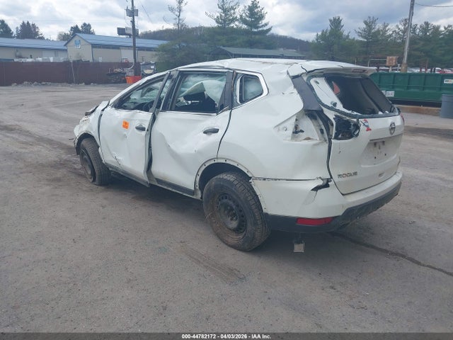 2018 NISSAN ROGUE KNMAT2MV5JP522290 Photo 2