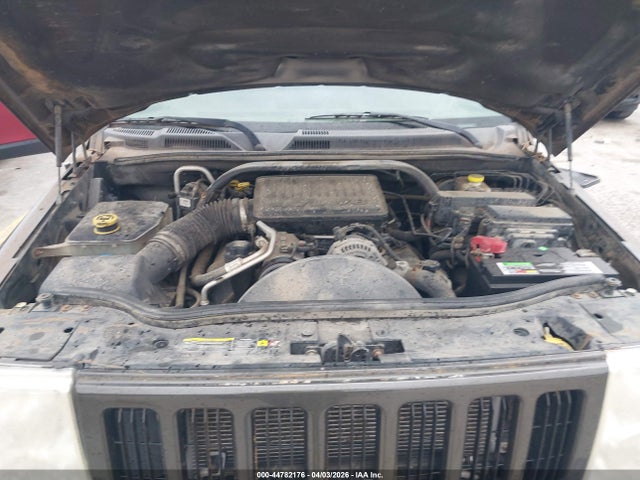 44782176 :رقم المزاد ، 1J8HG48N76C123980 vin ، 2006 Jeep Commander مزاد بيع