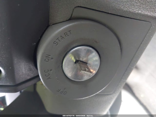 44782176 :رقم المزاد ، 1J8HG48N76C123980 vin ، 2006 Jeep Commander مزاد بيع