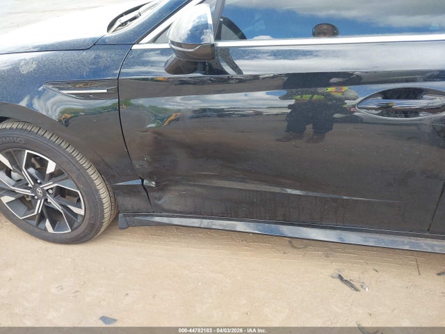 2025 Hyundai Sonata Sel მანქანა იყიდება აუქციონზე, vin: KMHL64JA3SA501550, აუქციონის ნომერი: 44782183