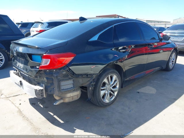 44782195 :رقم المزاد ، 1HGCV1F17JA236677 vin ، 2018 Honda Accord Lx مزاد بيع