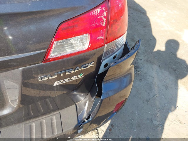 2011 Subaru Outback 2.5i მანქანა იყიდება აუქციონზე, vin: 4S4BRBACXB3415052, აუქციონის ნომერი: 44782226