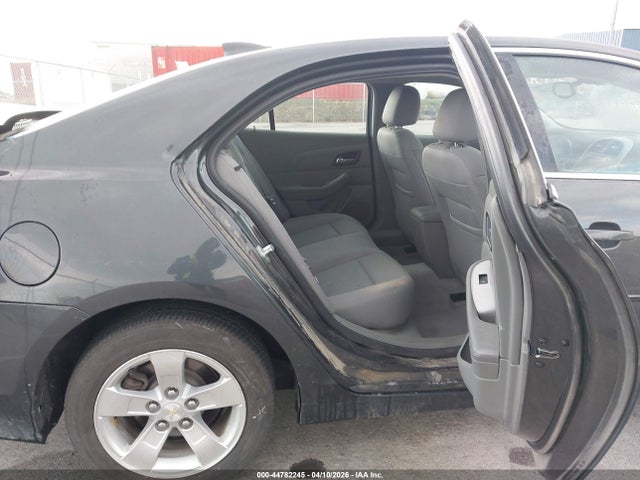 1G11B5SL4FF100121 Chevrolet MALIBU LS