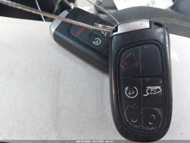 2014 Jeep Cherokee Latitude მანქანა იყიდება აუქციონზე, vin: 1C4PJLCBXEW126784, აუქციონის ნომერი: 44782280