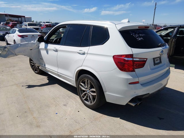 2017 BMW X3 5UXWX9C50H0T01198 Photo 2
