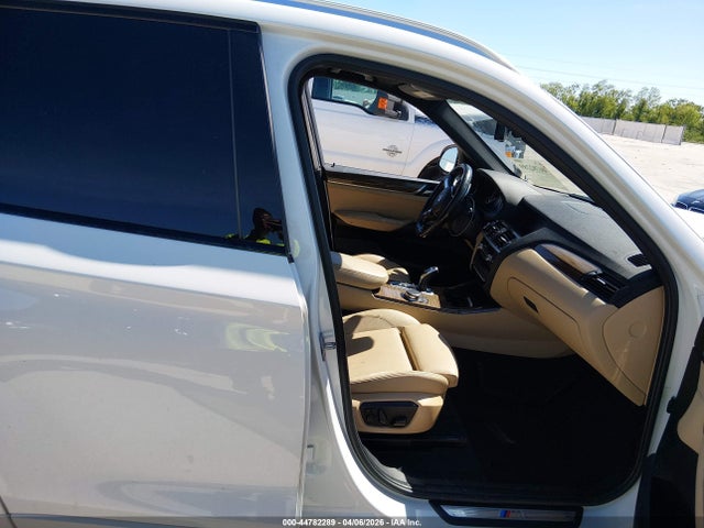 2017 BMW X3 5UXWX9C50H0T01198 Photo 4