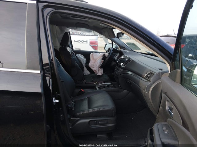 Продаж на аукціоні авто 2022 Honda Pilot Awd Special Edition, vin: 5FNYF6H21NB041031, номер лоту: 44782290