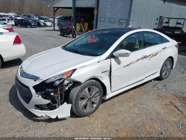 Продаж на аукціоні авто 2015 Hyundai Sonata Hybrid Limited, vin: KMHEC4A41FA130874, номер лоту: 44782293