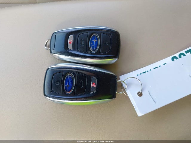 Продаж на аукціоні авто 2016 Subaru Outback 2.5i Limited, vin: 4S4BSBNC5G3348253, номер лоту: 44782306