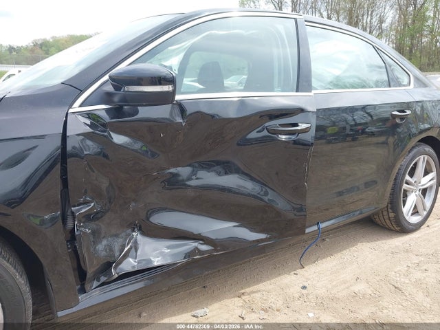 Продаж на аукціоні авто 2014 Volkswagen Passat 2.0l Tdi Se, vin: 1VWBN7A33EC111513, номер лоту: 44782309