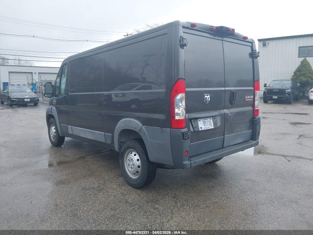 2018 Ram Promaster 1500 Low Roof 136 Wb მანქანა იყიდება აუქციონზე, vin: 3C6TRVAG7JE153230, აუქციონის ნომერი: 44782321