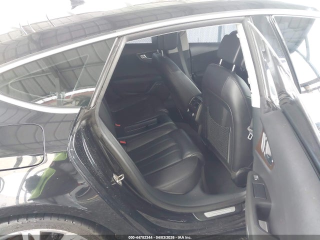 44782344 :رقم المزاد ، WAUSGAFC4CN015035 vin ، 2012 Audi A7 Premium مزاد بيع
