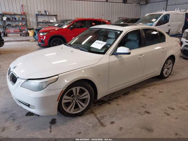 2010 BMW 528I WBANU5C50AC129612 Photo 1