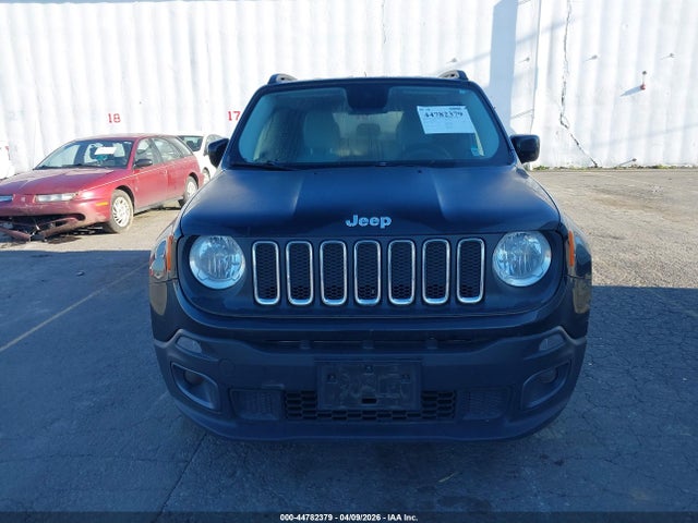 ZACCJABT5FPB98665 Jeep Renegade Latitude