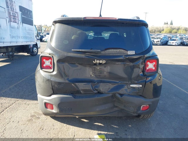 ZACCJABT5FPB98665 Jeep Renegade Latitude