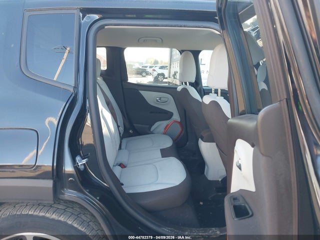 ZACCJABT5FPB98665 Jeep Renegade Latitude