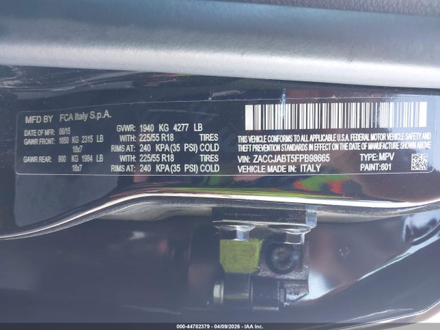 ZACCJABT5FPB98665 Jeep Renegade Latitude