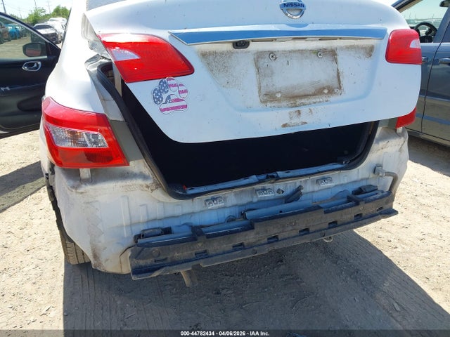 3N1AB7AP6JY210891 Nissan SENTRA SV