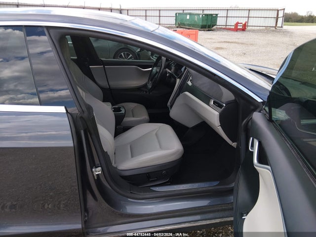 44782445 :رقم المزاد ، 5YJSA1E46GF130044 vin ، 2016 Tesla Model S 90d/p100d/p85d/p90d مزاد بيع