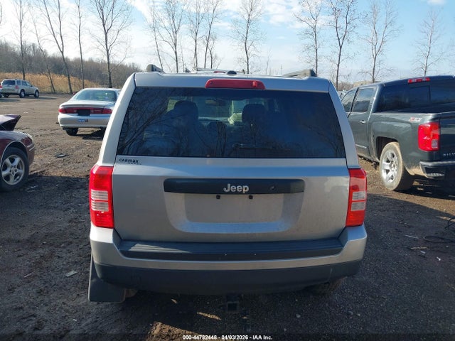 2016 Jeep Patriot Sport მანქანა იყიდება აუქციონზე, vin: 1C4NJPBAXGD700841, აუქციონის ნომერი: 44782448
