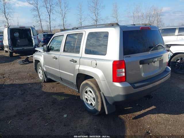 2016 Jeep Patriot Sport მანქანა იყიდება აუქციონზე, vin: 1C4NJPBAXGD700841, აუქციონის ნომერი: 44782448