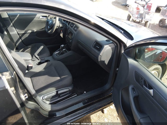 44782490 :رقم المزاد ، 3VW267AJ7GM340709 vin ، 2016 Volkswagen Jetta 1.4t S مزاد بيع