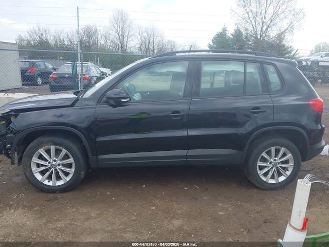 2017 Volkswagen Tiguan 2.0t/2.0t S მანქანა იყიდება აუქციონზე, vin: WVGBV7AX1HK051338, აუქციონის ნომერი: 44782493