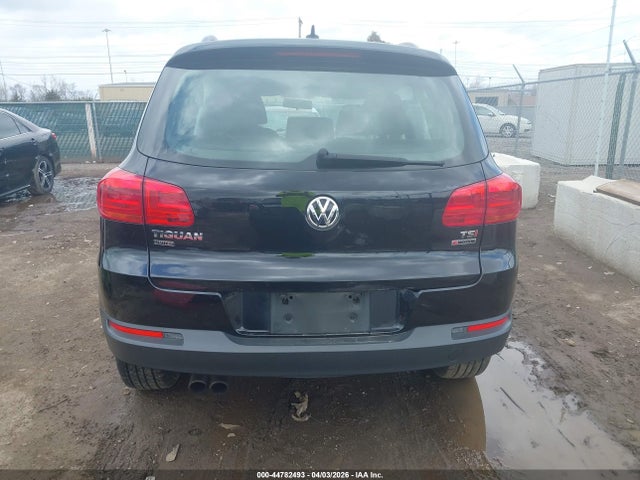 2017 Volkswagen Tiguan 2.0t/2.0t S მანქანა იყიდება აუქციონზე, vin: WVGBV7AX1HK051338, აუქციონის ნომერი: 44782493