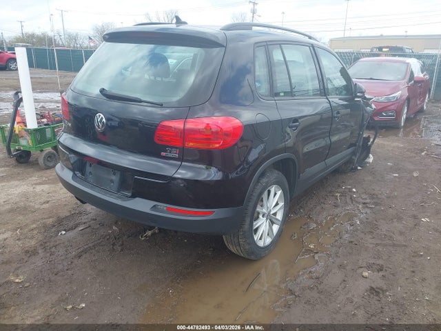 2017 Volkswagen Tiguan 2.0t/2.0t S მანქანა იყიდება აუქციონზე, vin: WVGBV7AX1HK051338, აუქციონის ნომერი: 44782493