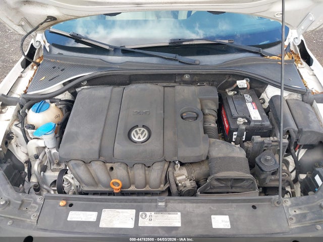 44782500 :رقم المزاد ، 1VWBH7A35DC071991 vin ، 2013 Volkswagen Passat 2.5l Se مزاد بيع