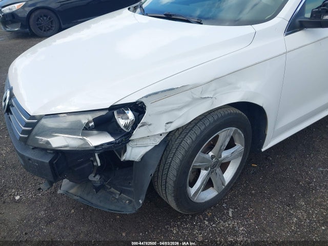 44782500 :رقم المزاد ، 1VWBH7A35DC071991 vin ، 2013 Volkswagen Passat 2.5l Se مزاد بيع