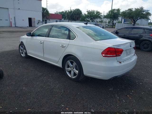 44782500 :رقم المزاد ، 1VWBH7A35DC071991 vin ، 2013 Volkswagen Passat 2.5l Se مزاد بيع