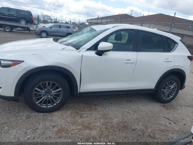 Продажа на аукционе авто 2018 Mazda Cx-5 Sport, vin: JM3KFBBM3J0385677, номер лота: 44782506