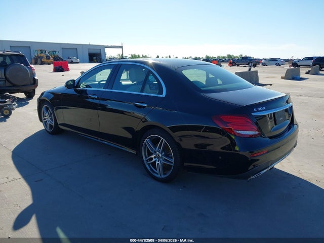 Продаж на аукціоні авто 2018 Mercedes-benz E 300, vin: WDDZF4JB9JA321520, номер лоту: 44782508