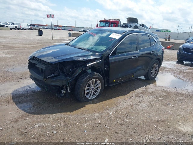 Продажа на аукционе авто 2022 Ford Escape Se, vin: 1FMCU0G60NUA93884, номер лота: 44782540