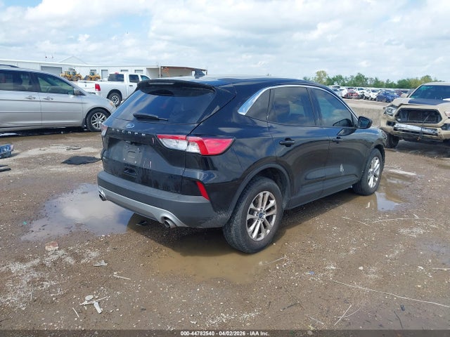 Продажа на аукционе авто 2022 Ford Escape Se, vin: 1FMCU0G60NUA93884, номер лота: 44782540