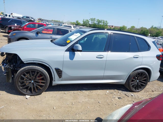 44782543 :رقم المزاد ، 5UX23EU0XR9V93719 vin ، 2024 Bmw X5 Xdrive40i مزاد بيع