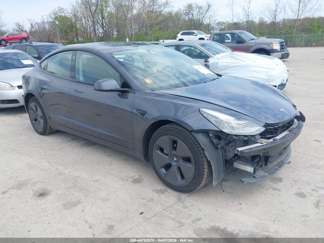 2023 Tesla Model 3 Rear-wheel Drive მანქანა იყიდება აუქციონზე, vin: 5YJ3E1EA1PF694800, აუქციონის ნომერი: 44782570