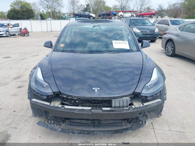 44782570 :رقم المزاد ، 5YJ3E1EA1PF694800 vin ، 2023 Tesla Model 3 Rear-wheel Drive مزاد بيع