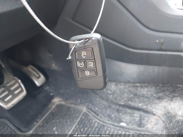 Продаж на аукціоні авто 2022 Volkswagen Tiguan 2.0t Se R-line Black, vin: 3VV8B7AX1NM100437, номер лоту: 44782601