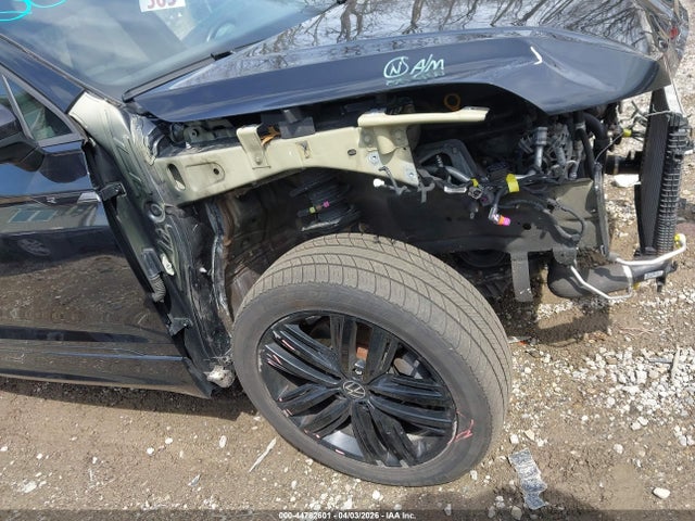 Продаж на аукціоні авто 2022 Volkswagen Tiguan 2.0t Se R-line Black, vin: 3VV8B7AX1NM100437, номер лоту: 44782601