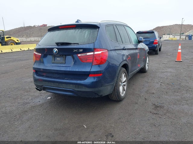 2016 BMW X3 5UXWX9C54G0D86659 Photo 3