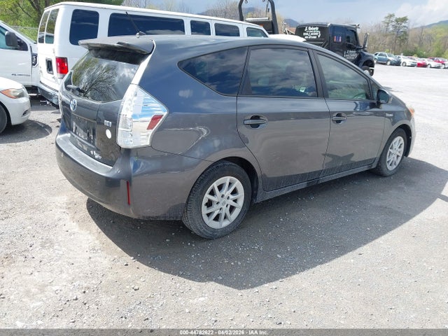 2014 TOYOTA PRIUS V JTDZN3EU8E3349497 Photo 3