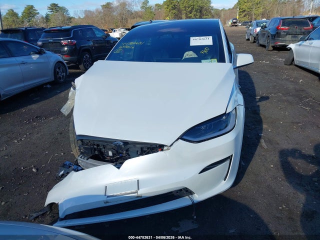 Продаж на аукціоні авто 2023 Tesla Model X Plaid Tri Motor All-wheel Drive, vin: 7SAXCBE64PF429879, номер лоту: 44782631