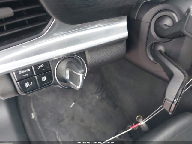44782637 :رقم المزاد ، WP0AA2A77KL102180 vin ، 2019 Porsche Panamera 4 مزاد بيع