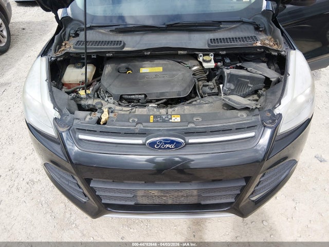 44782646 :رقم المزاد ، 1FMCU9GX5DUB16992 vin ، 2013 Ford Escape Se مزاد بيع